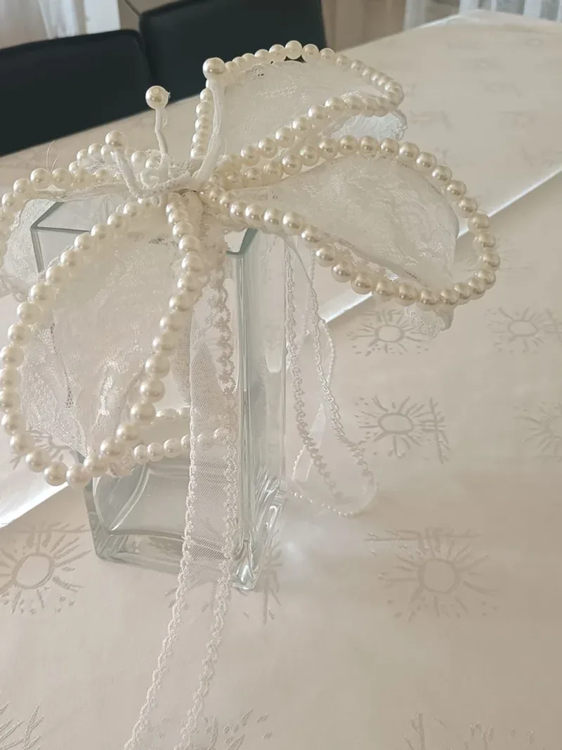 Pearl Lace, צילום אמיתי